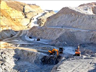  ضرورت کاهش تصدی‌گری دولت در بخش معدن