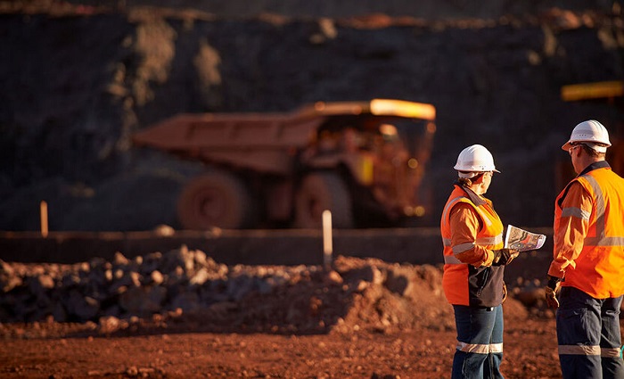 عضو هیات مدیره اتحادیه تولیدکنندگان و صادرکنندگان محصولات معدنی ایران: ضرورت حذف قیمت‌گذاری دستوری در بازار فولاد/ عدم پایداری سود معدن‌کاران ایرانی