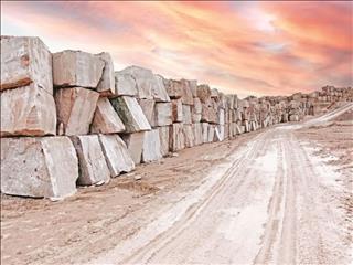  زوال معدنکاری و تبعات آن بر اقتصاد و جامعه ایران بررسی شد آغـاز افـول