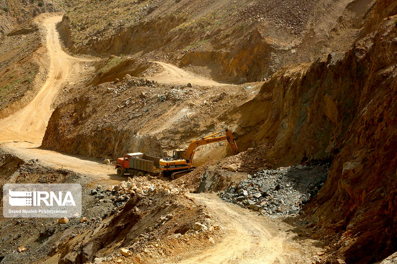 کردستان رتبه پنجم کشور را از لحاظ ذخیره سنگ آهن دارد