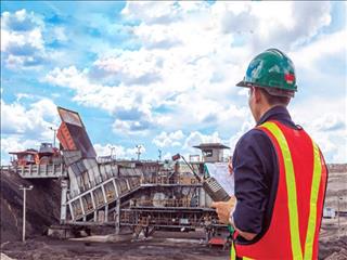  ضرورت استفاده از توانمندی شرکت‌های دانش‌بنیان برای توسعه صنایع معدنی اولویت‌های فناورانه معدن