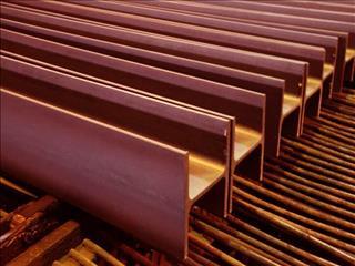  معامله‌گران بازارهای کالایی، چشم‏‏‏‏‌انتظار تصمیمات چینی‏‏‏‏‌ها درخصوص حمایت از رشد اقتصادی سقوط نرخ مسکن مانع فولاد نشد