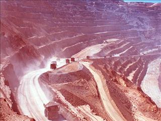  شروط رشد بخش معدن