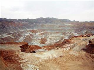 لزوم تبدیل تهدید به فرصت سرمایه‌گذاری در معدن