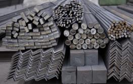 عرضه ۲۵۰ هزار تن مقاطع تخت و طویل فولادی در بورس کالا 