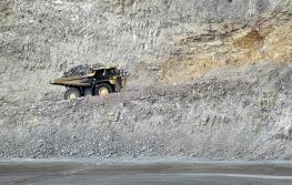 رییس اداره معادن قم: ۵۰۰ میلیارد ریال سرمایه‌گذاری در حوزه معادن قم انجام شد