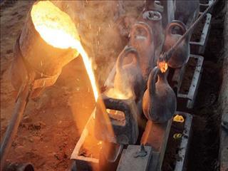  چالش نبود نقدینگی پیش روی فولادی‌ها قطعات آلیاژی از ریل توسعه خارج می‌شوند