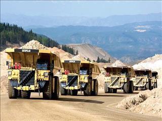  در بررسی پیامدهای اخذ عوارض مطرح شد صادرات غیرنفتی ۲۲ میلیارد دلار کمتر از واردات