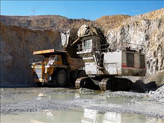  لزوم سرمایه‌گذاری در معدن و صنایع معدنی بررسی شد فـرمـول مـانـدگـاری
