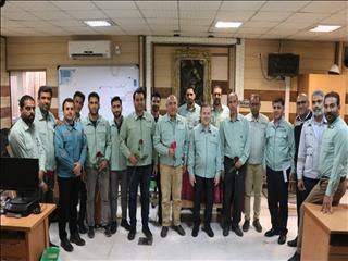 مدیرعامل فولاد هرمزگان در بازدید نوروزی از واحدهای ستادی مطرح کرد: به دنبال اتخاذ بهترین راهکارها برای تحقق اهداف کلان هستیم