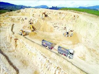  اهمیت یک ماده معدنی استراتژیک بررسی شد ایران ناتوان از ایجاد ارزش‌افزوده در زئولیت