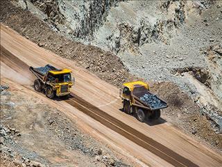 دبیر انجمن سنگ آهن: ۹۵ درصد حقوق دولتی دریافتی از معادن برای صنعت هزینه نمی‌شود