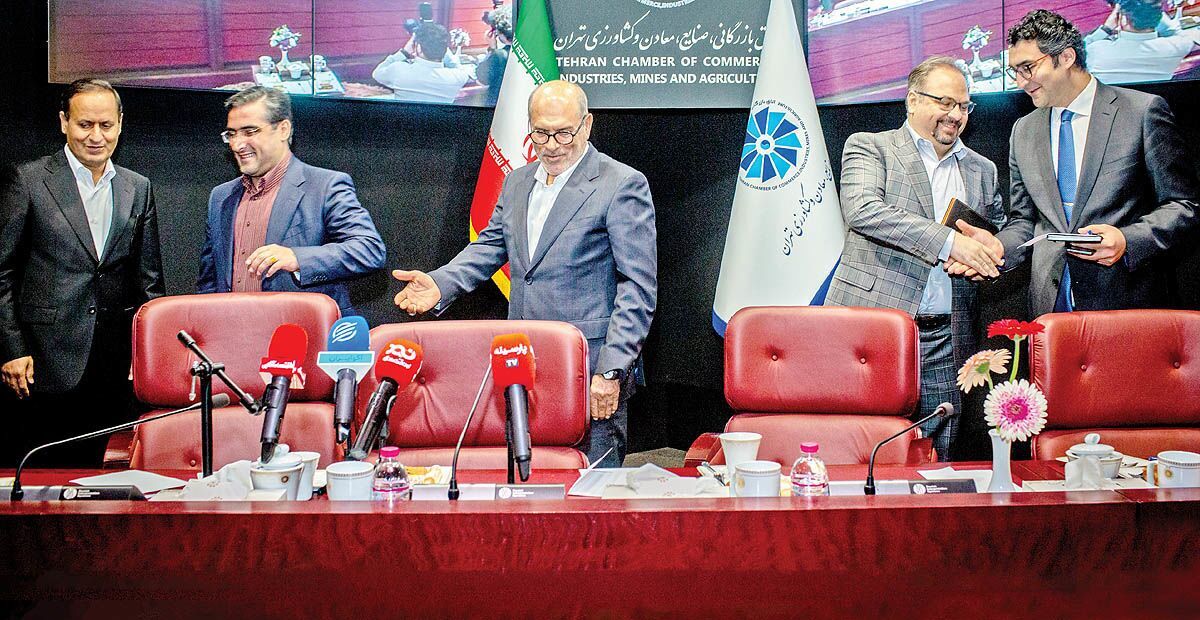 نتیجه جدال خاموش در اتاق تهران