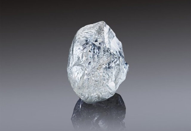 فروشنده الماس روسیه همچنان می‌درخشد 