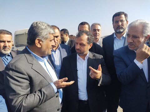  وزیر اقتصاد اعلام کرد: پیگیری برای تخصیص ارز مورد نیاز طرح فولادسازی کردستان وزیر اقتصاد