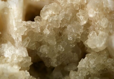  به مناسبت «دهه تولید و تجارت» اعلام شد؛ اقدامات ایمیدرو برای تولید محصولات معدنی پایه کاتالیست‌ها بوهمیت