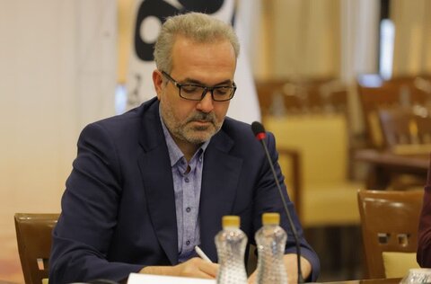  مدیرعامل گروه فولاد متیل مطرح کرد؛ تولید سازه‌های نیروگاه‌های خورشیدی بزرگ کشور در گروه فولاد متیل