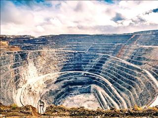 فعالان بخش خصوصی حوزه معدن چه خواسته‌هایی از وزارت صمت دولت چهاردهم دارند؟ ثبات‌بخشی به معدن